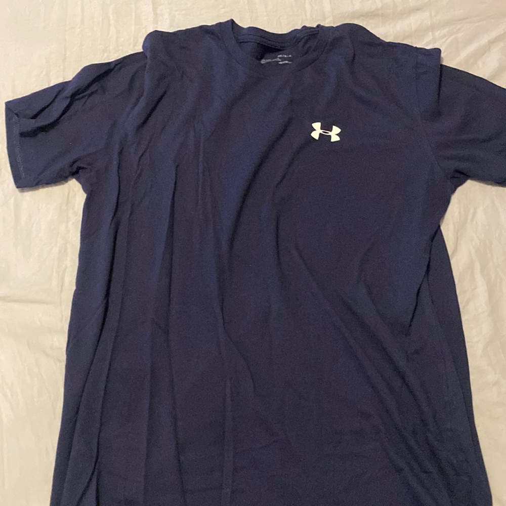 Under Armour youth medium T-shirt